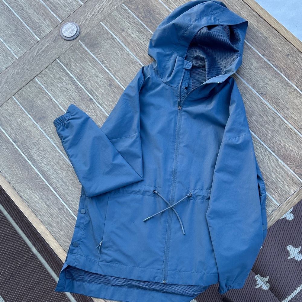 Champion blue Windbreaker with Hood mesh lining